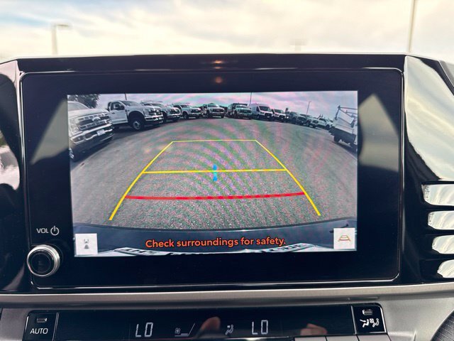 Used 2025 Toyota Camry SE FWD image 26