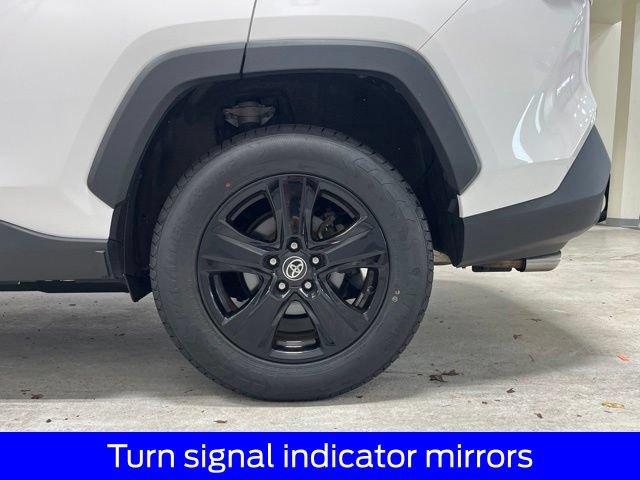 Used 2022 Toyota RAV4 XLE AWD/4WD image 15