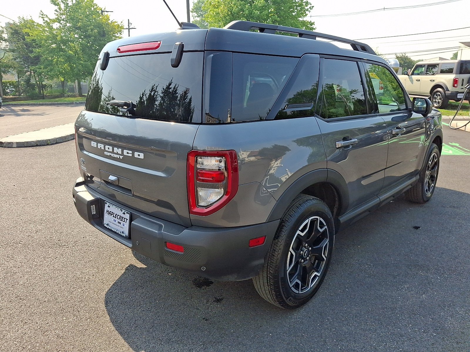 Certified 2025 Ford Bronco Sport Outer Banks w/ Outer Banks Tech Package+ AWD/4WD image 5