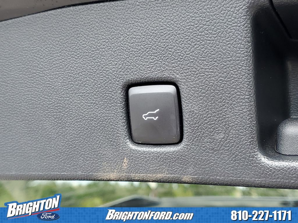 Certified 2024 Ford Escape ST-Line w/ Tech Pack #1 AWD/4WD image 9