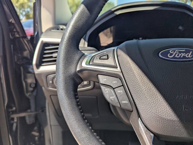 Certified 2022 Ford Edge SEL w/ Sport Appearance Package AWD/4WD image 40