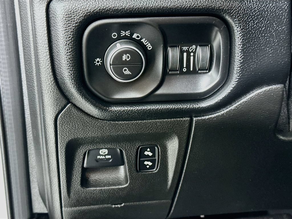 Used 2019 RAM 1500 Rebel w/ Rebel Level 2 Equipment Group AWD/4WD image 13