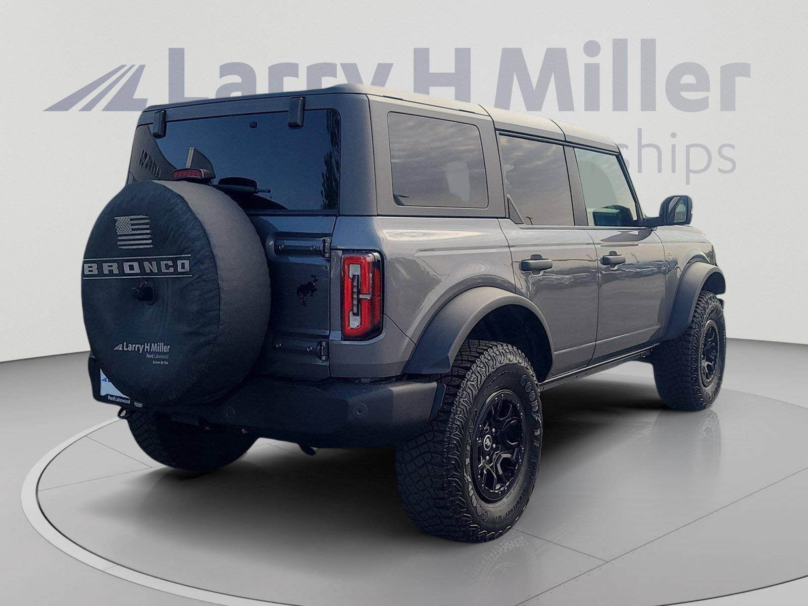 Certified 2024 Ford Bronco Wildtrak AWD/4WD image 5