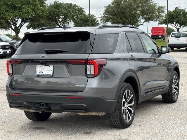 Certified 2025 Ford Explorer ST-Line image 4