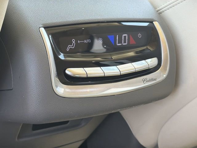 Used 2020 Cadillac XT6 Premium Luxury FWD image 26