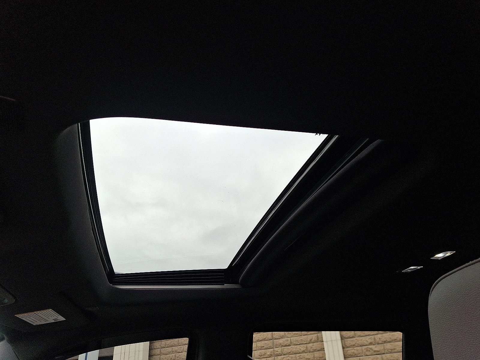 Used 2025 Chevrolet Silverado 1500 ZR2 image 15