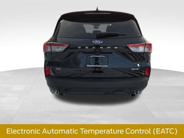 Certified 2022 Ford Escape SE w/ SE Sport Appearance Package image 4