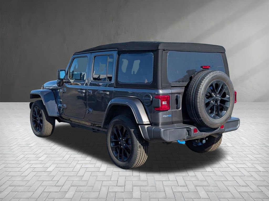 Used 2024 Jeep Wrangler Unlimited Sahara image 6