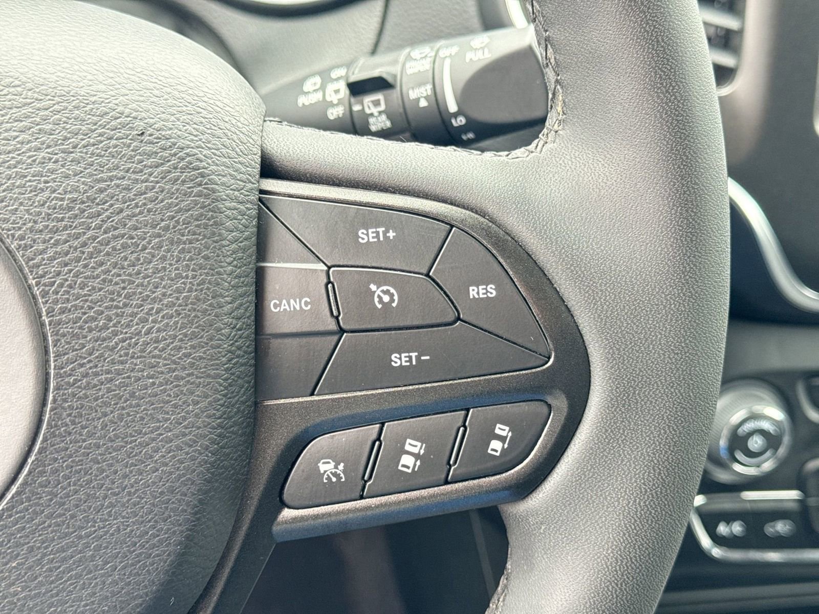 Used 2022 Jeep Cherokee Trailhawk w/ Trailhawk Elite Value Package image 26