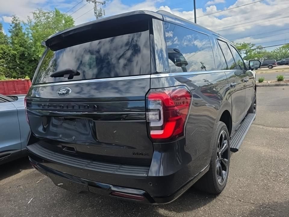 Certified 2023 Ford Expedition Max Limited AWD/4WD image 4