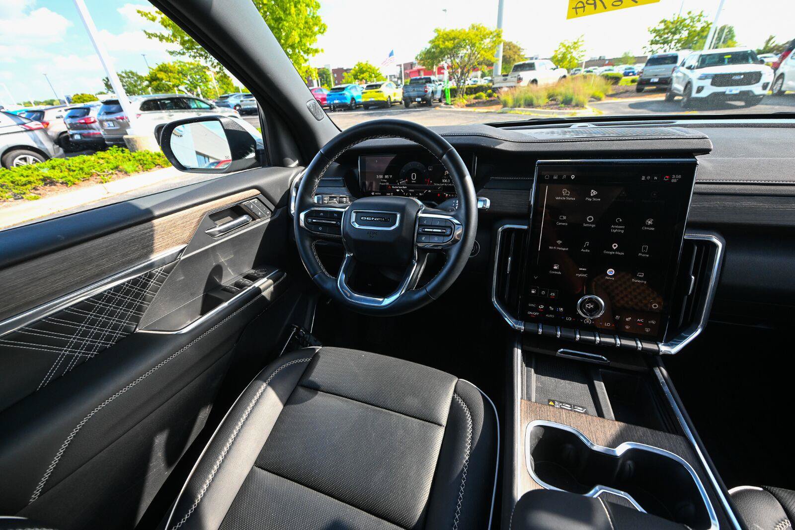 Used 2024 GMC Acadia Denali AWD/4WD image 69