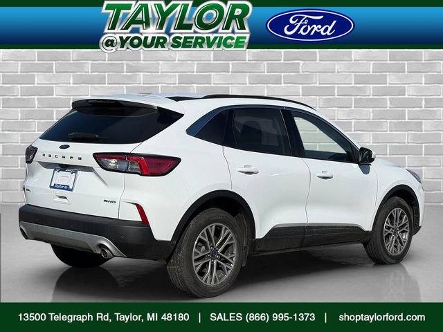 Certified 2022 Ford Escape SEL image 3