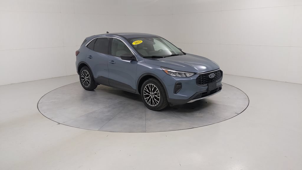 Certified 2023 Ford Escape Active w/ Tech Pack #1 AWD/4WD image 10