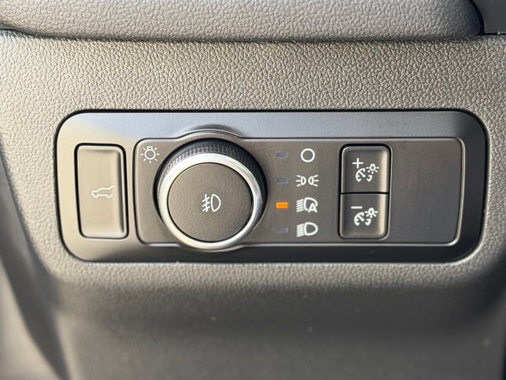 Certified 2025 Ford Escape Platinum AWD/4WD image 22