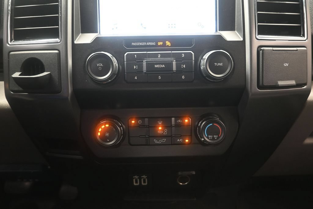 Certified 2019 Ford F150 XLT RWD image 24