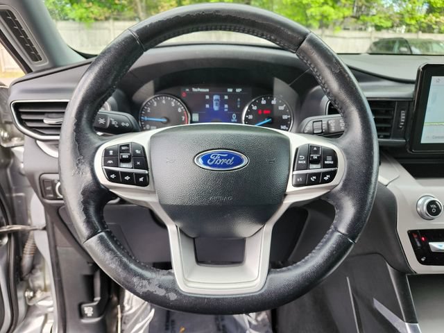Certified 2023 Ford Explorer XLT w/ Equipment Group 202A AWD/4WD image 30