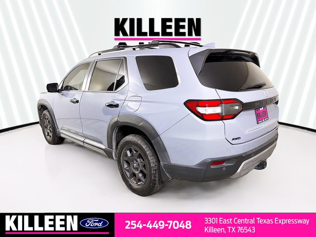 Used 2023 Honda Pilot TrailSport image 6