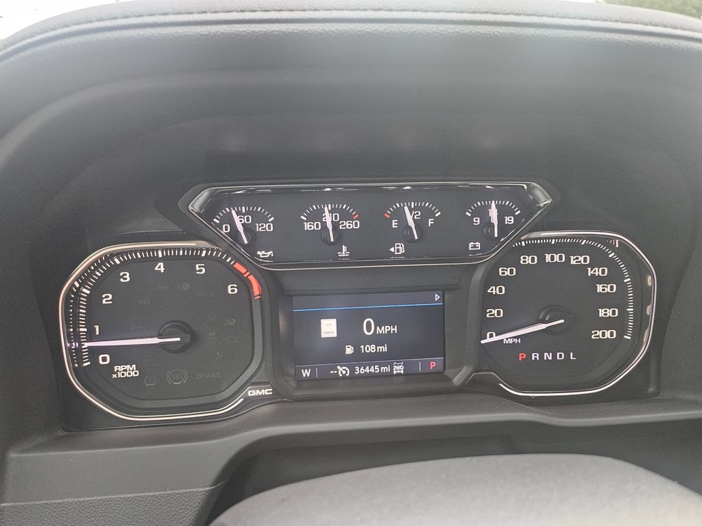 Used 2022 GMC Sierra 1500 AT4 w/ AT4 Preferred Package AWD/4WD image 8