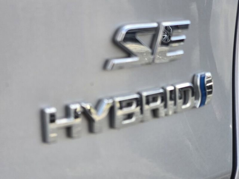 Used 2023 Toyota RAV4 SE AWD/4WD image 18
