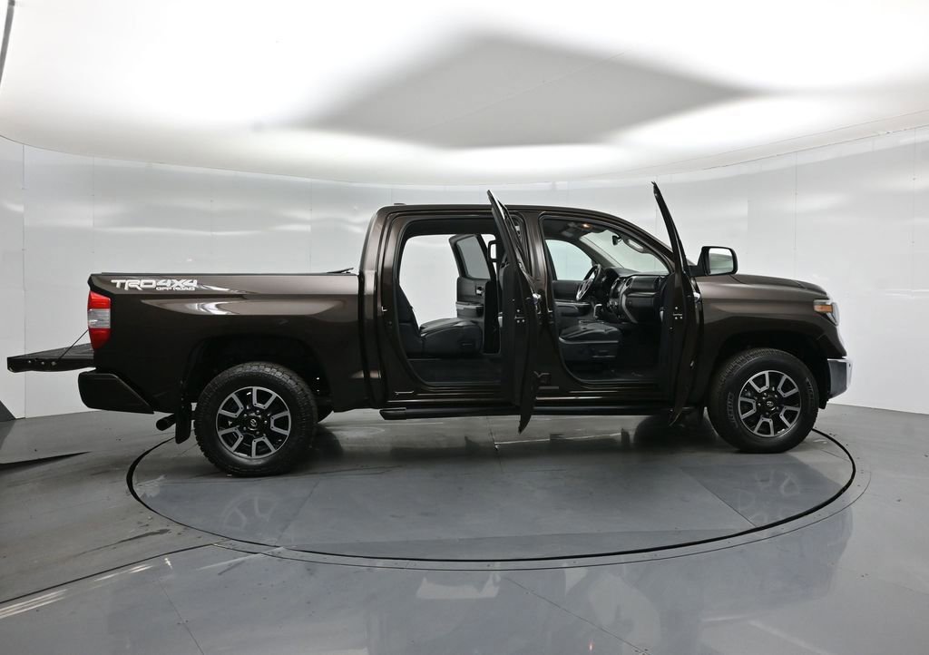 Used 2020 Toyota Tundra Limited w/ Limited Premium Package image 35