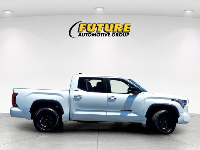 Used 2024 Toyota Tundra Limited AWD/4WD image 3