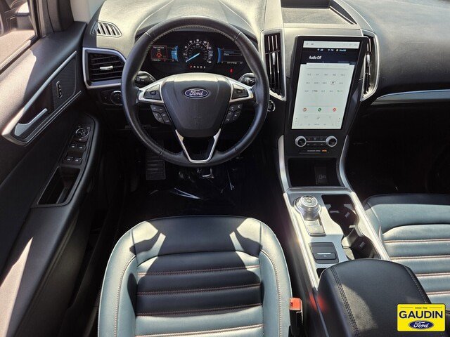 Certified 2024 Ford Edge SEL w/ Sport Appearance Package AWD/4WD image 13