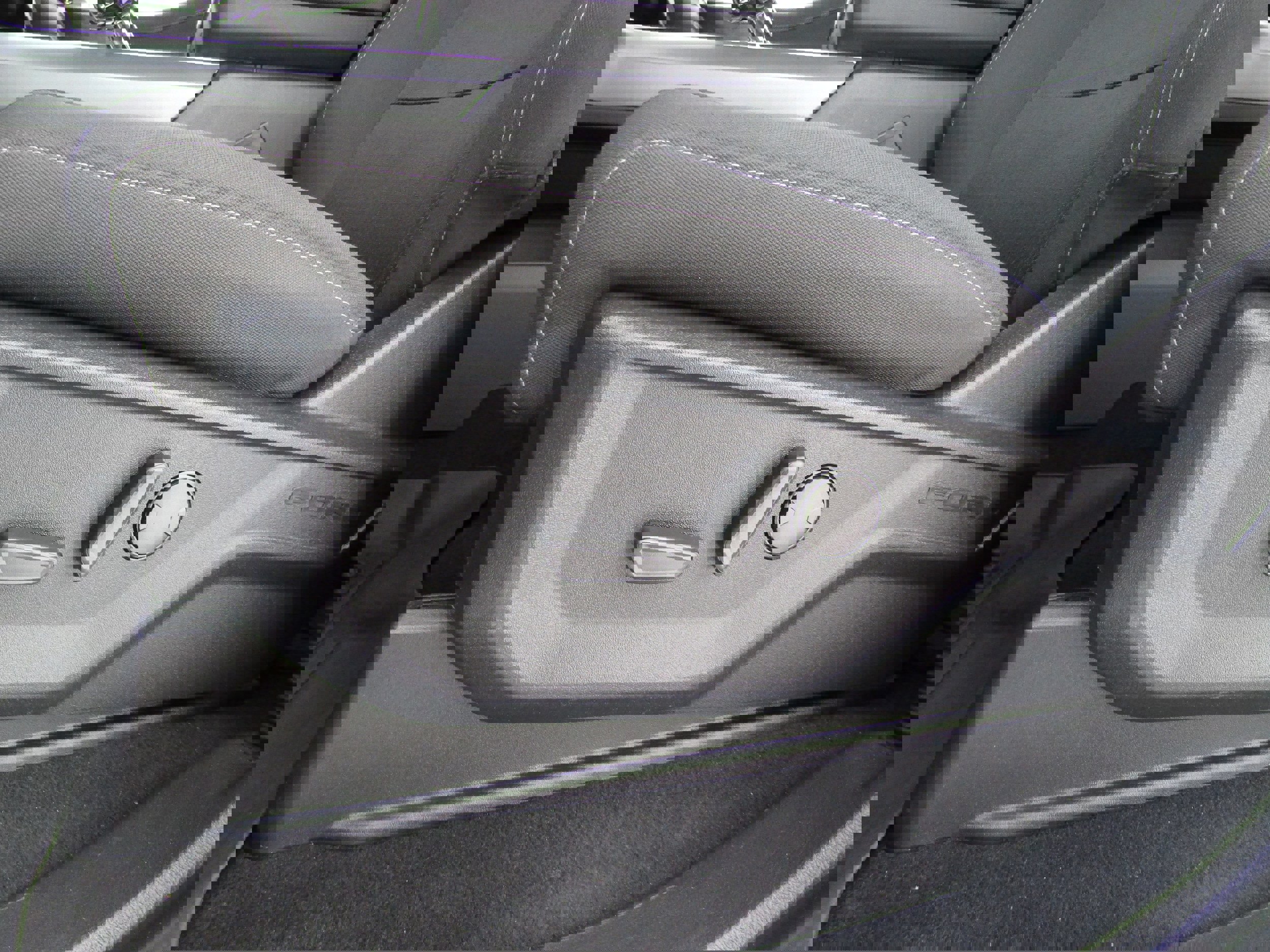 Certified 2023 Ford F150 XLT w/ Equipment Group 302A High image 33