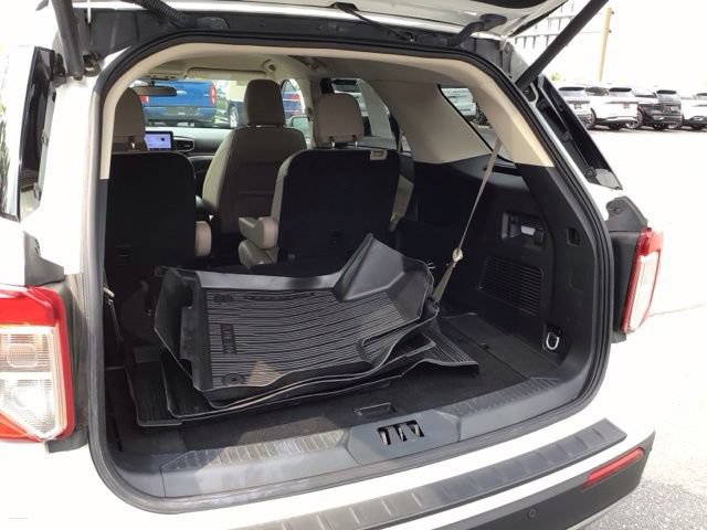 Certified 2023 Ford Explorer XLT w/ Equipment Group 202A AWD/4WD image 24