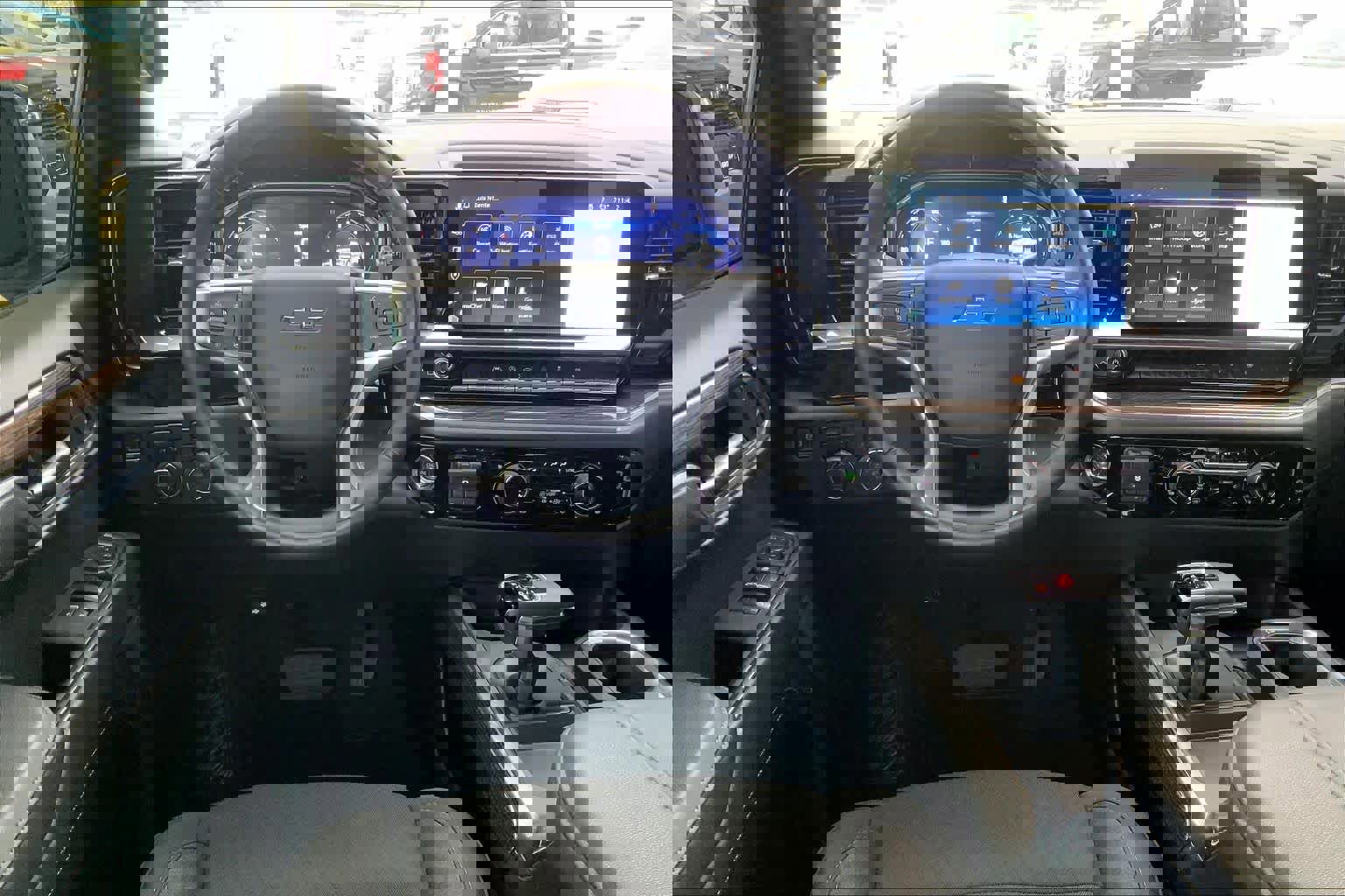 Used 2025 Chevrolet Silverado 1500 RST image 8