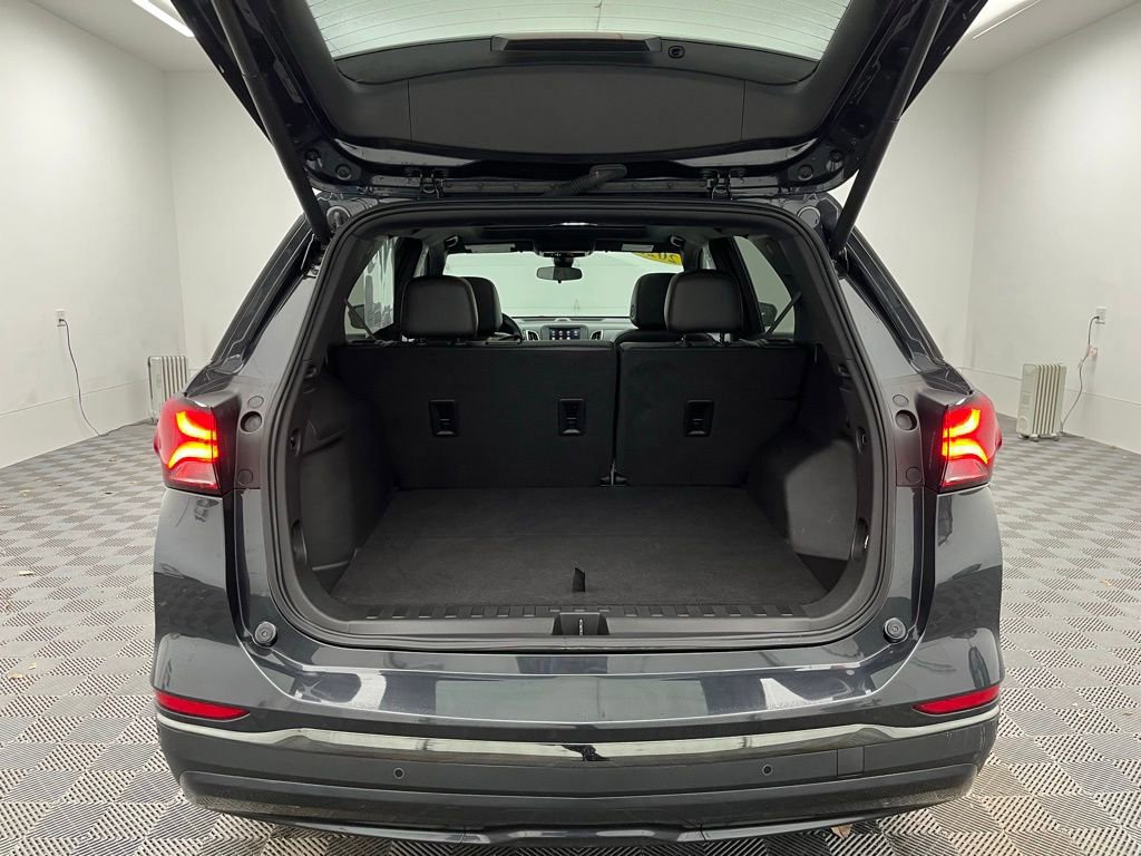 Used 2023 Chevrolet Equinox RS image 14