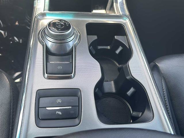 Certified 2022 Ford Edge Titanium w/ Equipment Group 301A AWD/4WD image 27