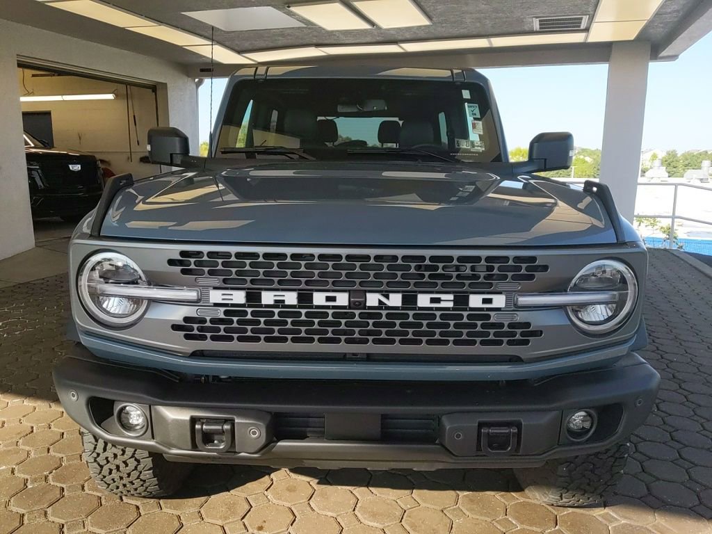 Certified 2025 Ford Bronco Badlands AWD/4WD image 2