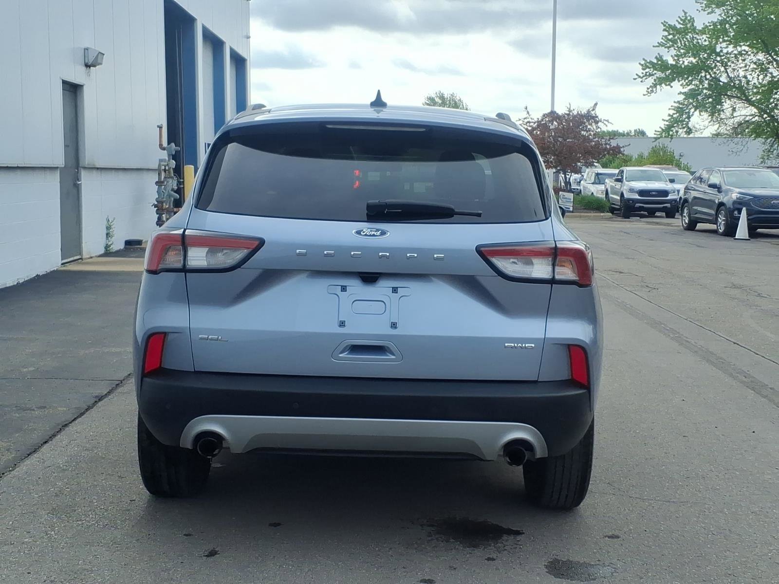 Certified 2022 Ford Escape SEL AWD/4WD image 5
