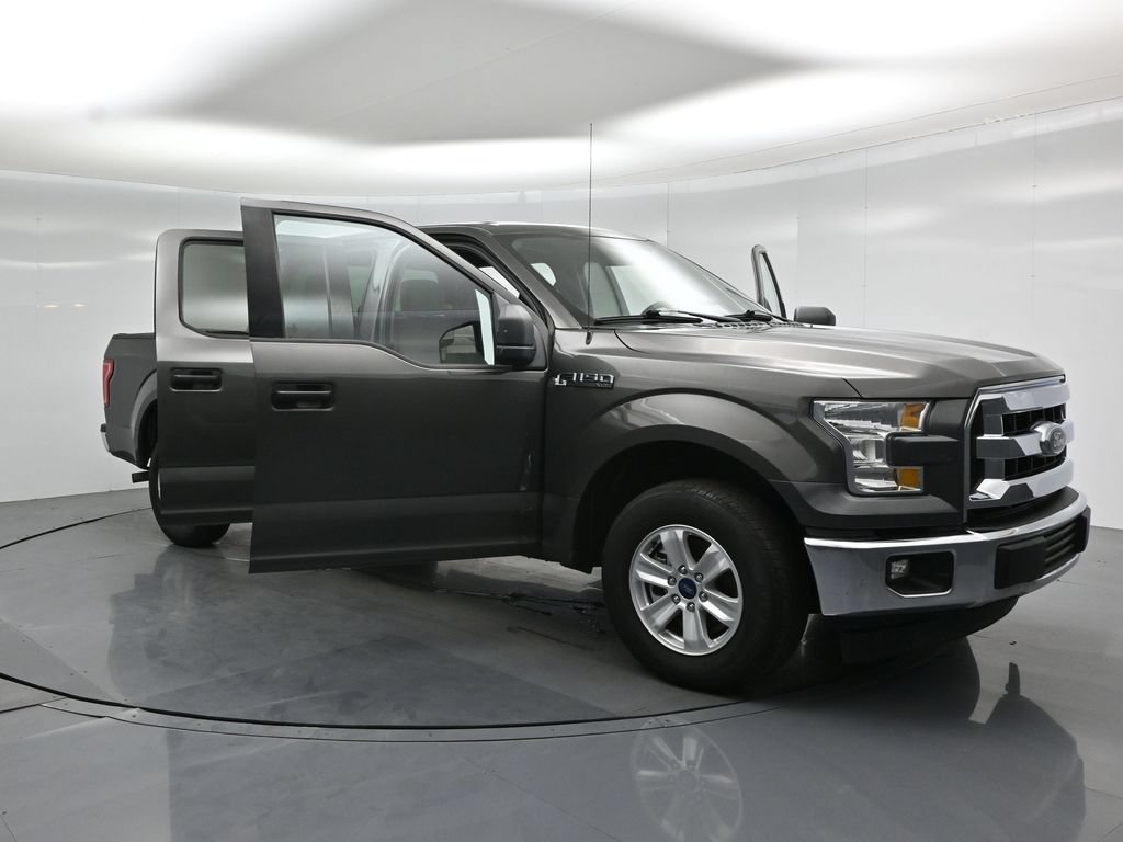 Certified 2017 Ford F150 XLT RWD image 26
