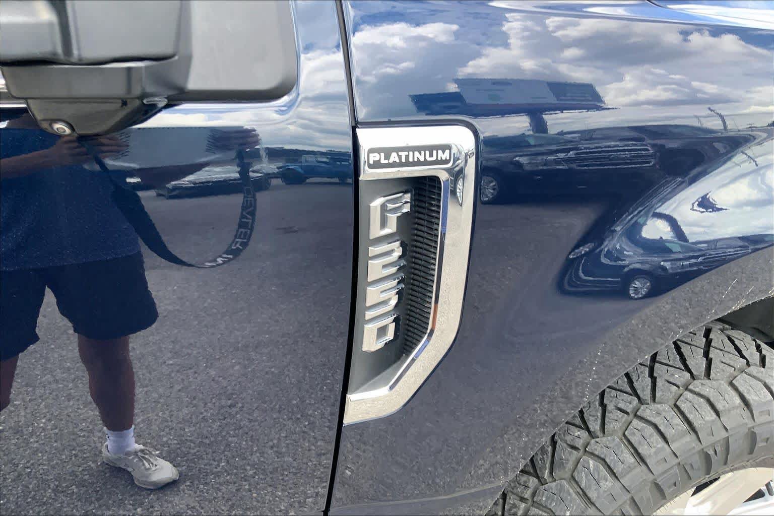 Certified 2022 Ford F250 Platinum AWD/4WD image 10