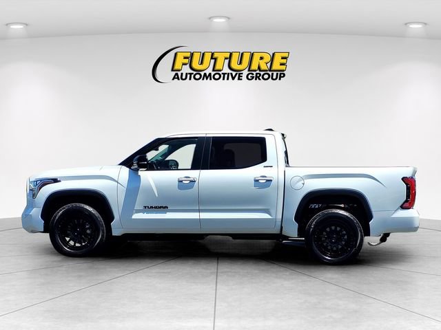 Used 2024 Toyota Tundra Limited AWD/4WD image 7