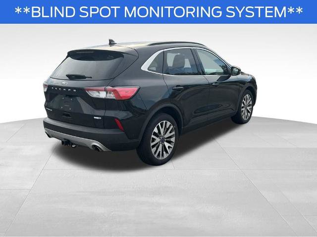 Certified 2020 Ford Escape Titanium AWD/4WD image 9