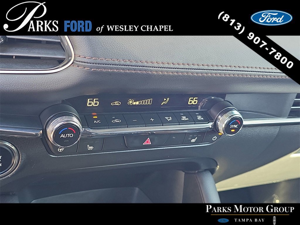 Used 2024 MAZDA MAZDA3 Hatchback w/ Appearance Package image 24