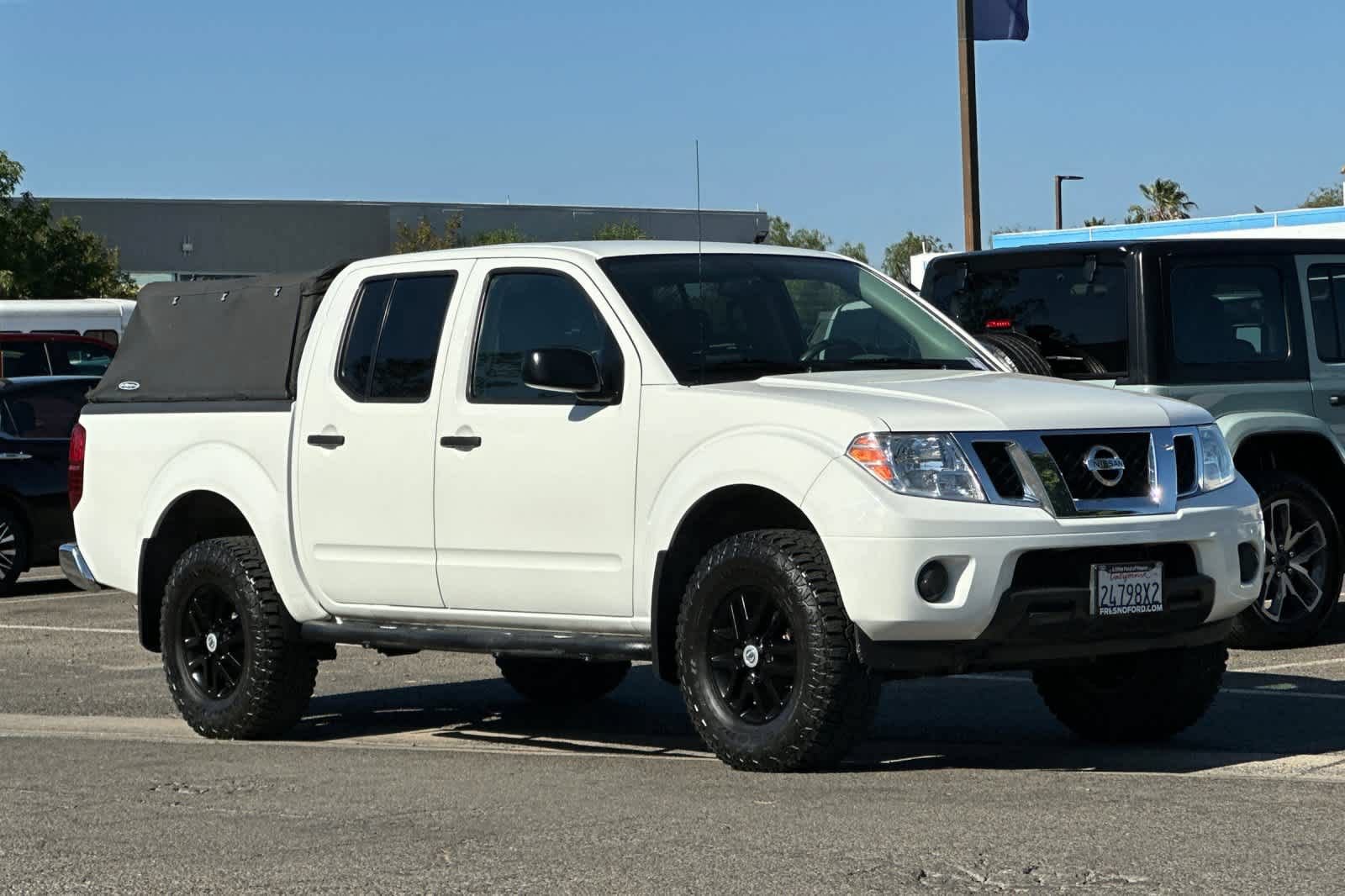 Used 2019 Nissan Frontier SV AWD/4WD image 9