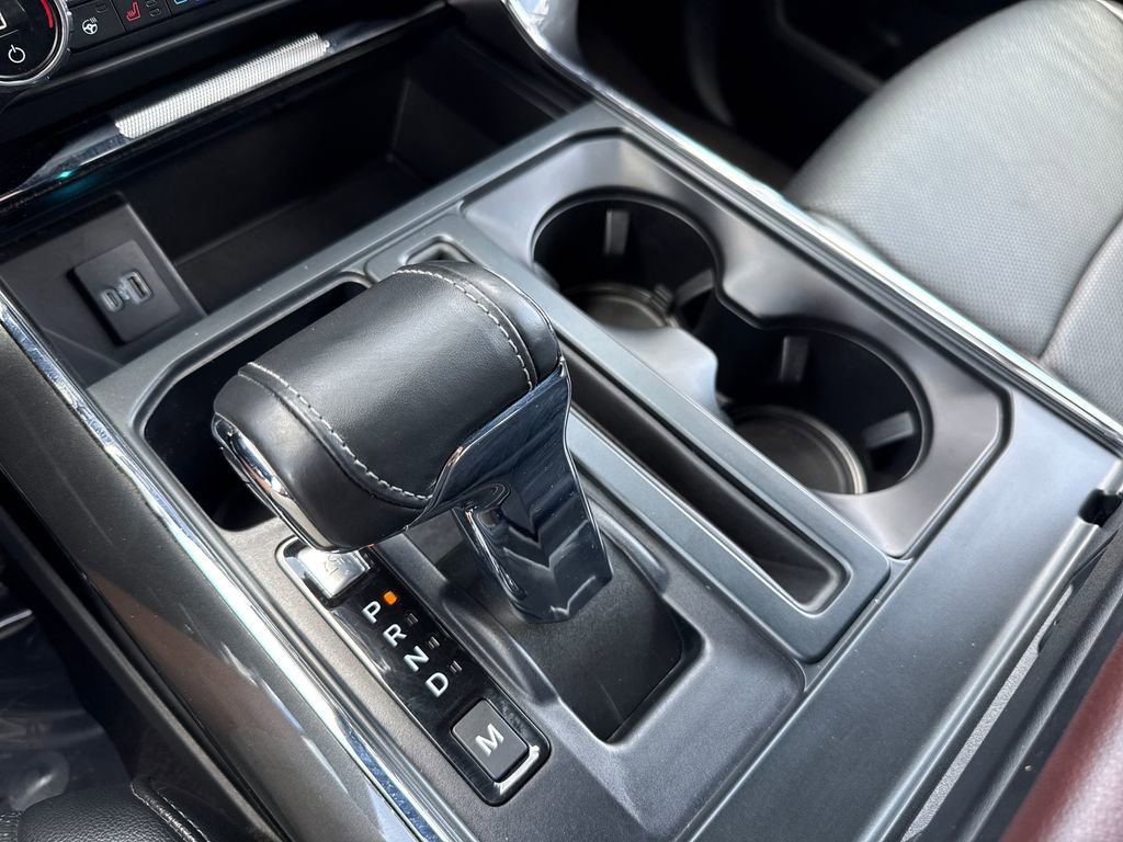 Certified 2021 Ford F150 Lariat w/ Equipment Group 502A High image 26