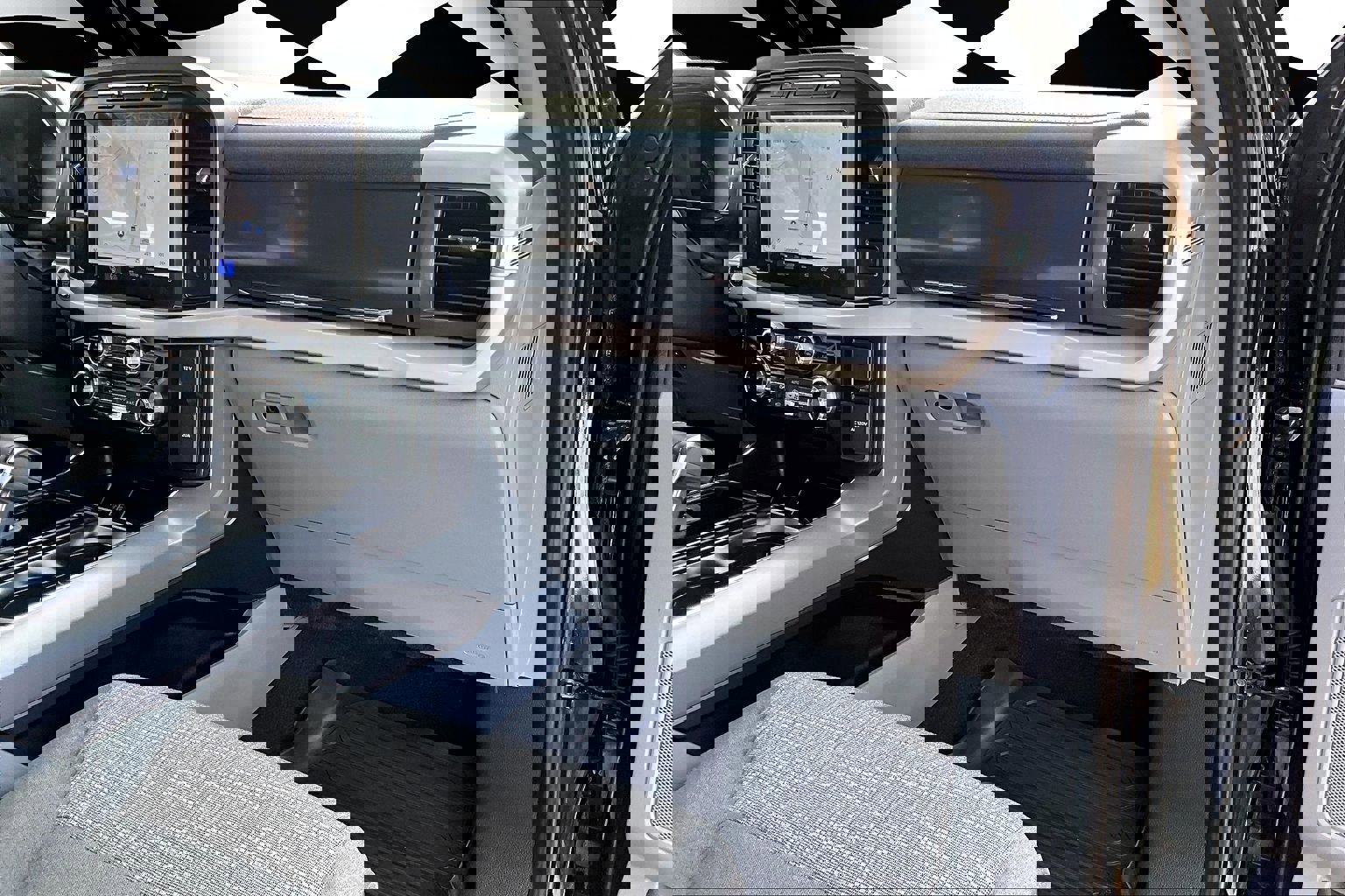 Certified 2023 Ford F150 Lightning XLT w/ Equipment Group 312A High image 16