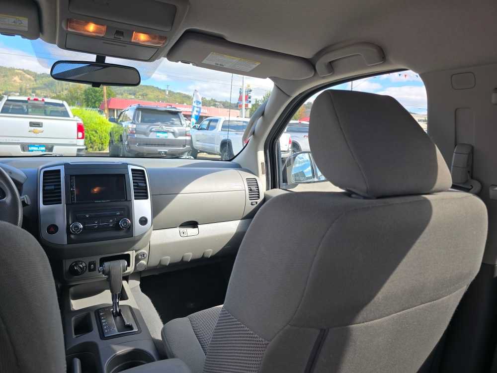 Used 2019 Nissan Frontier SV AWD/4WD image 14