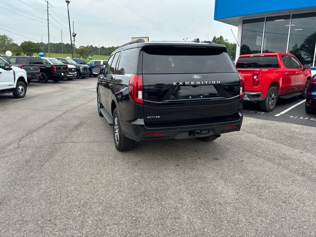 Certified 2025 Ford Expedition Active AWD/4WD image 29