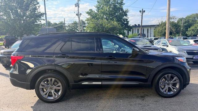 Certified 2023 Ford Explorer XLT w/ Equipment Group 202A AWD/4WD image 8
