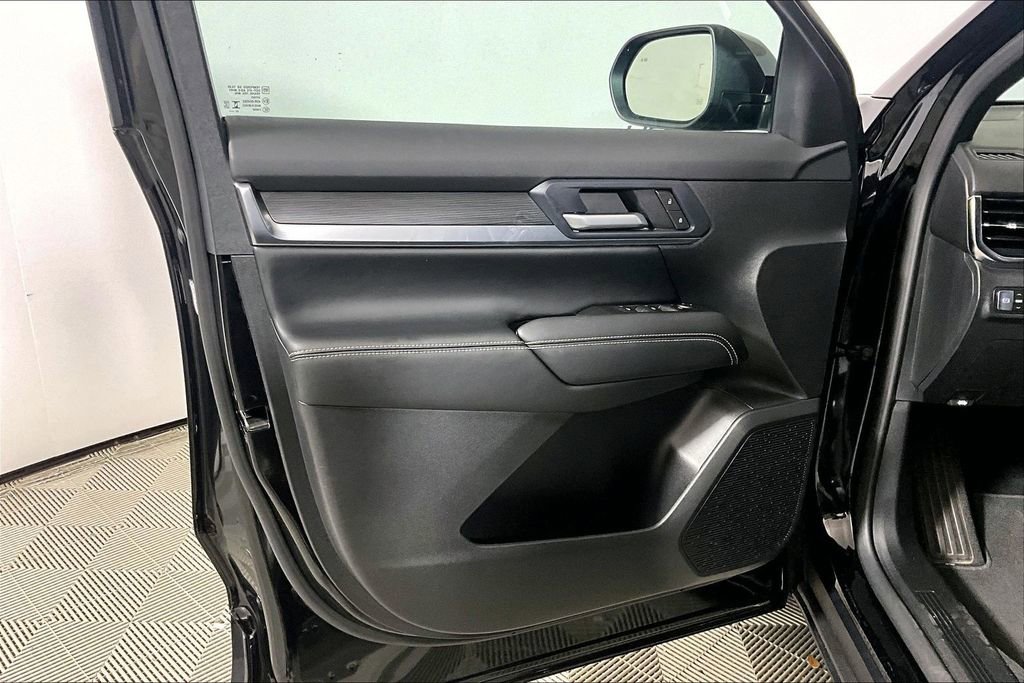 Used 2026 GMC Terrain Elevation FWD image 18