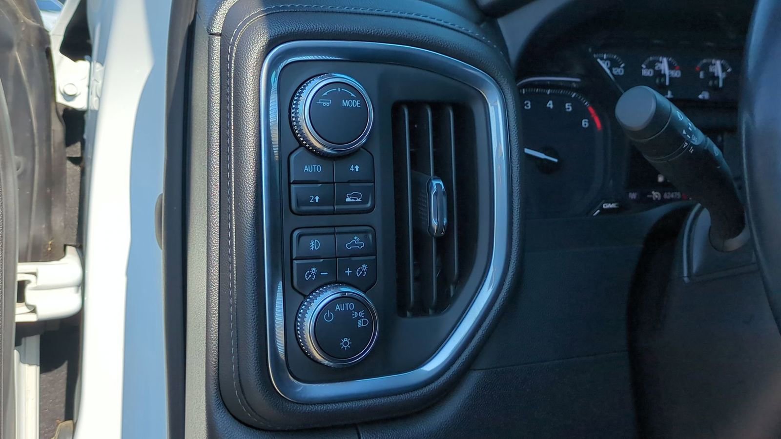 Used 2022 GMC Sierra 1500 Elevation image 19