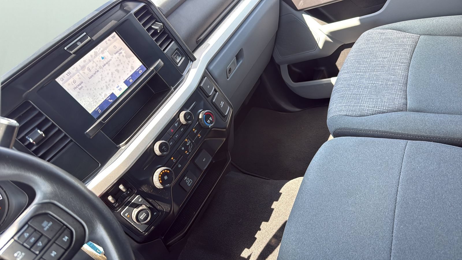 Certified 2025 Ford F250 XLT AWD/4WD image 20