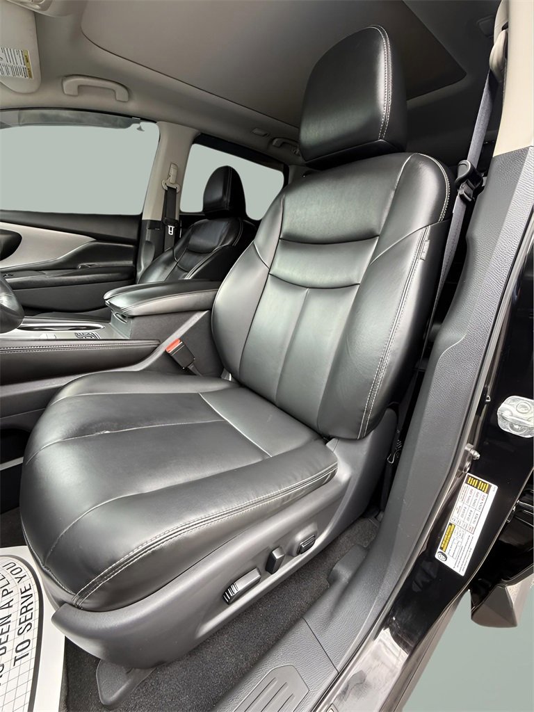 Used 2020 Nissan Murano SV w/ Premium Package image 20