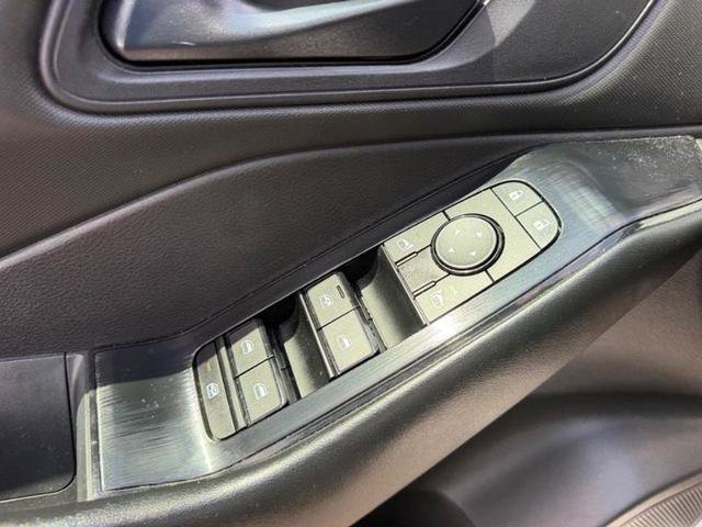 Used 2024 Nissan Rogue S FWD image 18