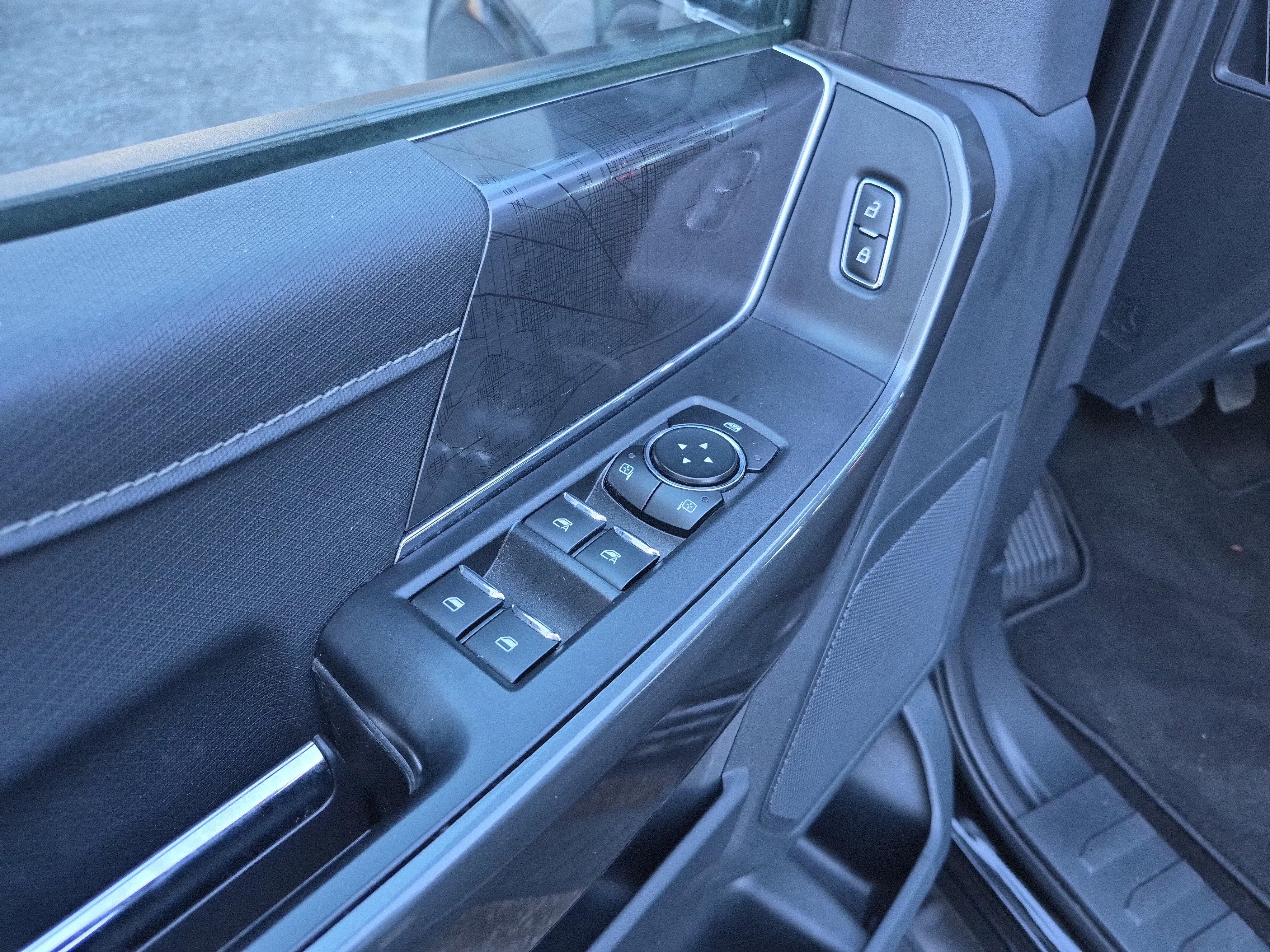 Certified 2023 Ford F150 XLT w/ Equipment Group 302A High image 13